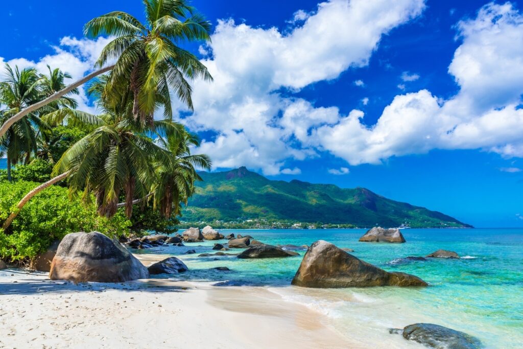 Paisagem em Seychelles no Oceano Índico